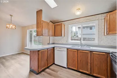 317 Rollingwood Dr, Kelso, WA 98626 - Photo 10