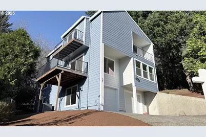 65 SW Pleasant View Ave, Gresham, OR 97030 - Photo 2