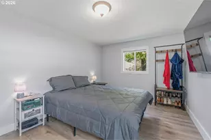 622 SE 111th Ave, Portland, OR 97216 - Photo 16