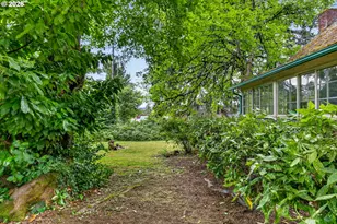 14909 SE Lee Ave, Milwaukie, OR 97267 - Photo 20