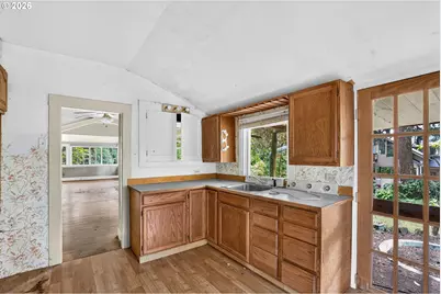 14909 SE Lee Ave, Milwaukie, OR 97267 - Photo 16
