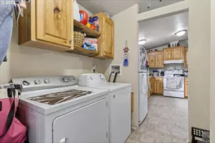 600 NW Cupid Ave, Sumpter, OR 97877 - Photo 10