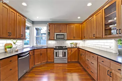10316 SE Bristol Ct, Happy Valley, OR 97086 - Photo 10