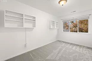 5218 SE Tenino Ct, Portland, OR 97206 - Photo 18