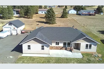 36 Adams Loop Rd, Goldendale, WA 98620 - Photo 2
