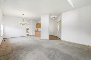 994 E Hurlburt Ave, Hermiston, OR 97838 - Photo 4