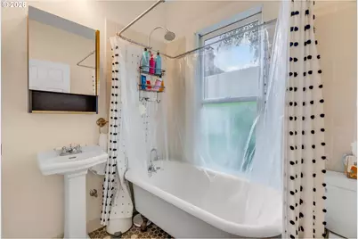 14 SW Whitaker St, Portland, OR 97239 - Photo 20