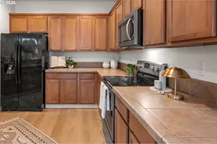 15591 SW Stone Ridge Cir, Beaverton, OR 97007 - Photo 8