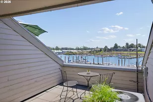 170 N Hayden Bay Dr, Portland, OR 97217 - Photo 10