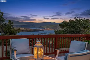 410 E 15th Pl, The Dalles, OR 97058 - Photo 8