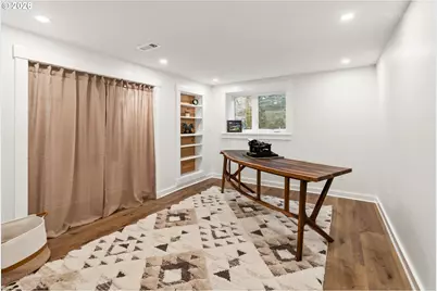 4005 NE Hassalo St, Portland, OR 97232 - Photo 12