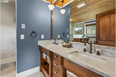 4005 NE Hassalo St, Portland, OR 97232 - Photo 28