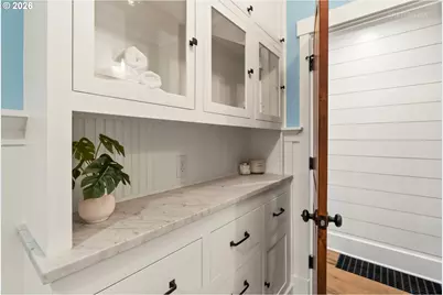 4005 NE Hassalo St, Portland, OR 97232 - Photo 16