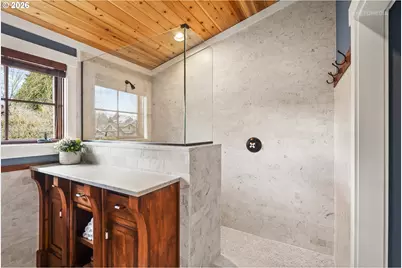4005 NE Hassalo St, Portland, OR 97232 - Photo 16