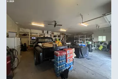 102 NW 99th St, Vancouver, WA 98665 - Photo 16