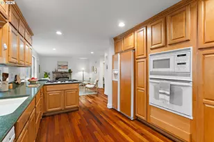 6260 SW Arranmore Pl, Portland, OR 97223 - Photo 14
