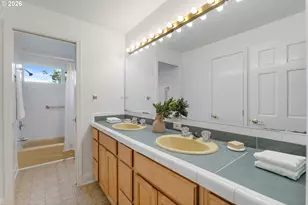 6260 SW Arranmore Pl, Portland, OR 97223 - Photo 32
