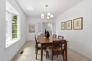 3606 NE Maywood Pl, Maywood Park, OR 97220 - Photo 8