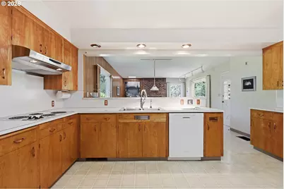 3606 NE Maywood Pl, Maywood Park, OR 97220 - Photo 12