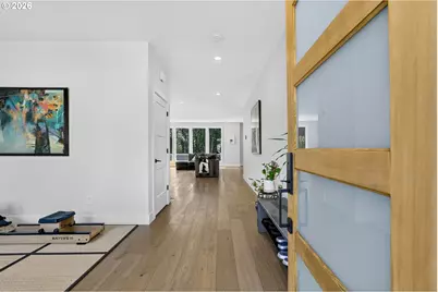 9228 SW 50th Ave, Portland, OR 97219 - Photo 4