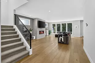 9228 SW 50th Ave, Portland, OR 97219 - Photo 6