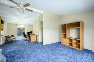196 W 15th St, Lafayette, OR 97127 - Photo 10