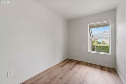 13775 SW Scholls Ferry Rd #305, Portland, OR 97221 - Photo 14