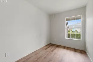 13775 SW Scholls Ferry Rd, Portland, OR 97221 - Photo 14