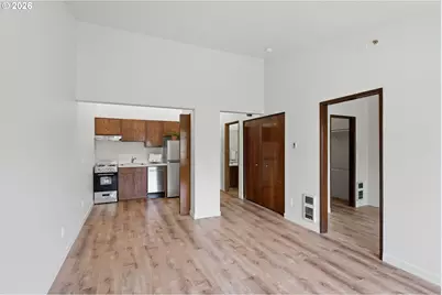 13775 SW Scholls Ferry Rd #305, Portland, OR 97221 - Photo 6