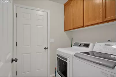 1740 Calistoga Ct, Eugene, OR 97402 - Photo 22
