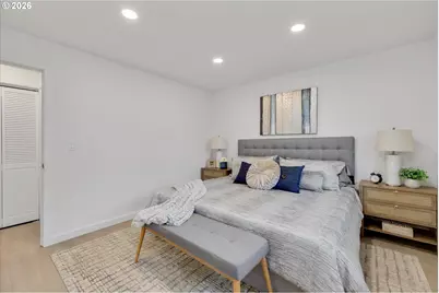 18124 SE Stephens St, Portland, OR 97233 - Photo 12