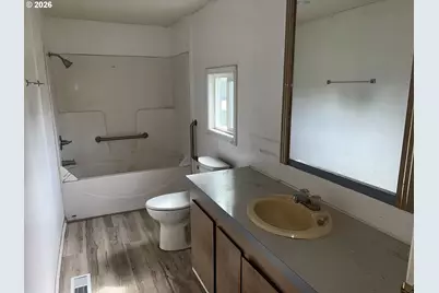 150 Indian Oak Ct #6, Molalla, OR 97038 - Photo 16