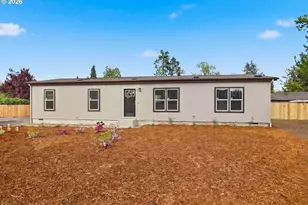 1547 A St, Springfield, OR 97477 - Photo 2