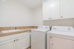 11819 SW 60th Ave, Portland, OR 97219 - Photo 28