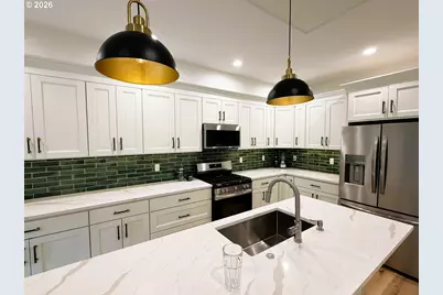 11819 SW 60th Ave, Portland, OR 97219 - Photo 20