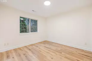 11819 SW 60th Ave, Portland, OR 97219 - Photo 32