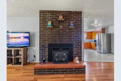 550 Walnut St, Lebanon, OR 97355 - Photo 4