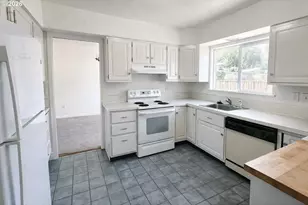 135 NE 55th Ave, Portland, OR 97213 - Photo 30