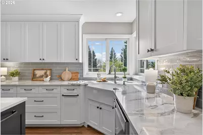 6730 SW 161st Pl, Beaverton, OR 97007 - Photo 10