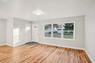 1405 SE 85th Ave, Portland, OR 97216 - Photo 6