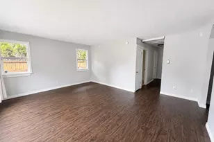 14645 SE Mill St, Portland, OR 97233 - Photo 4
