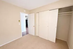 14645 SE Mill St, Portland, OR 97233 - Photo 10