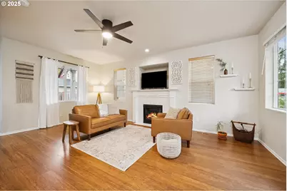 3445 SE San Marino Ave, Hillsboro, OR 97123 - Photo 4