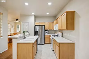 3445 SE San Marino Ave, Hillsboro, OR 97123 - Photo 8