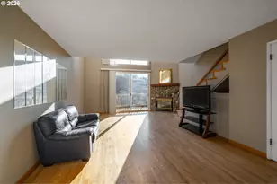 847 SW Broadway Dr, Portland, OR 97201 - Photo 10