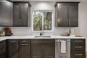 1230 Holly Ave, Cottage Grove, OR 97424 - Photo 22