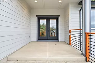 1230 Holly Ave, Cottage Grove, OR 97424 - Photo 2