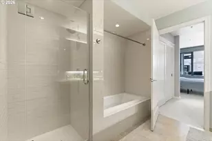 841 S Gaines St, Portland, OR 97239 - Photo 24