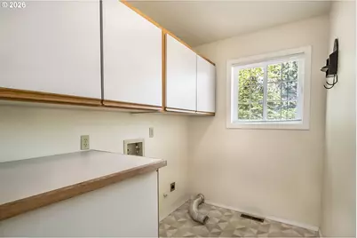 64507 McGrath Rd, Bend, OR 97701 - Photo 20