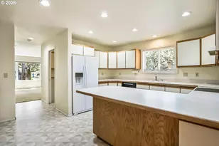 64507 McGrath Rd, Bend, OR 97701 - Photo 14